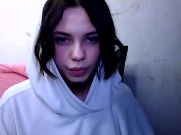 Miralapics Chaturbate stream image from March 30, 2026