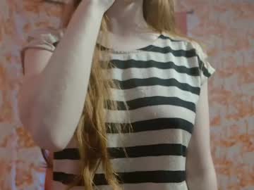 Shelikessoymilk Chaturbate stream image from March 30, 2026