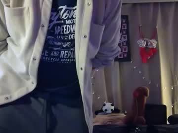 Shy_Night_Bat Chaturbate stream image from March 31, 2026