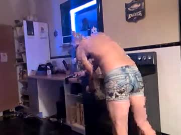 Paint_Naked Chaturbate stream image from March 31, 2026