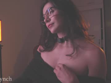 Zarahlynch Chaturbate stream image from March 31, 2026