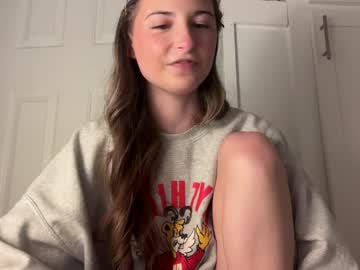 Fantasyella Chaturbate stream image from March 31, 2026