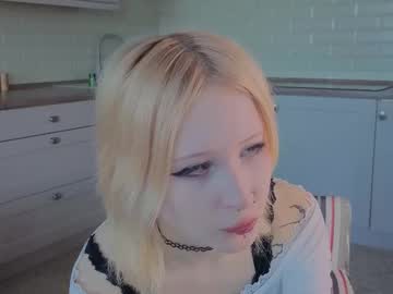Luckychanse Chaturbate stream image from March 31, 2026