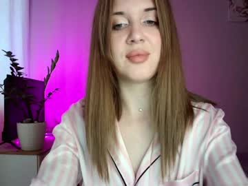 Gloriashine Chaturbate stream image from March 31, 2026