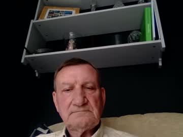 Colinbeech Chaturbate stream image from March 31, 2026