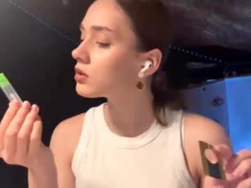 Bessiemaben Chaturbate stream image from March 31, 2026