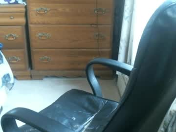 Perkymalenipples Chaturbate stream image from March 31, 2026
