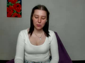 Sannyflower Chaturbate stream image from March 31, 2026