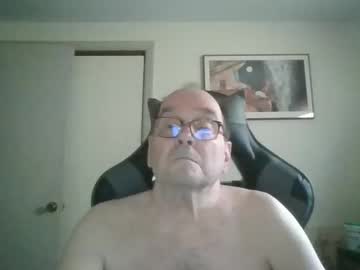 Bink195234 Chaturbate stream image from March 31, 2026