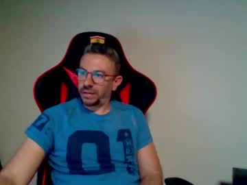 Huge__Cumshot Chaturbate stream image from March 31, 2026