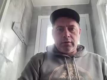 Guil0 Chaturbate stream image from March 31, 2026