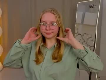Melindaventuri Chaturbate stream image from March 31, 2026
