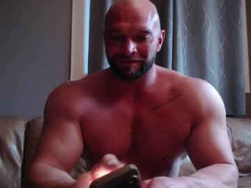 Goldenaesthetics92 Chaturbate stream image from March 31, 2026
