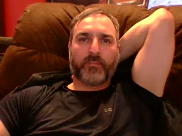 Beardedambition Chaturbate stream image from March 31, 2026