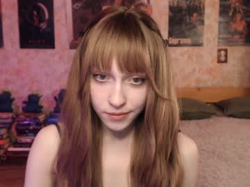 Ellie_Friendly Chaturbate stream image from March 31, 2026