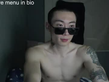 Boxman556990 Chaturbate stream image from April 01, 2026