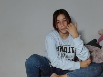 Sophia_Sweet_Dirty Chaturbate stream image from April 01, 2026