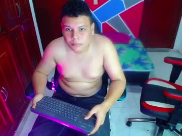 Terryy_Hot Chaturbate stream image from April 01, 2026