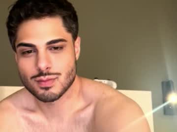 Puffishere Chaturbate stream image from April 01, 2026