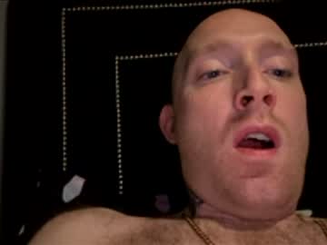 Adidas2410 Chaturbate stream image from April 01, 2026