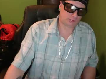 Edwardaims_2please Chaturbate stream image from April 01, 2026