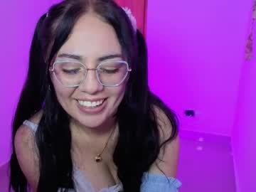 Velournyx Chaturbate stream image from April 01, 2026