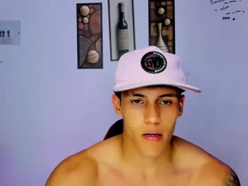 Kleiver_Latinoxxx Chaturbate stream image from April 01, 2026