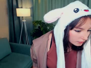 Twiladenoia Chaturbate stream image from April 01, 2026