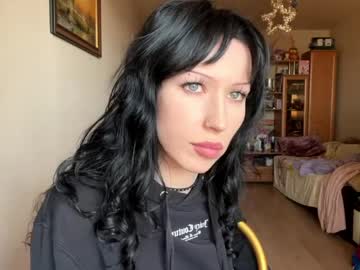 Constancecovil Chaturbate stream image from April 01, 2026