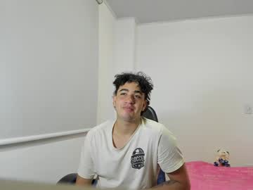 Julian_Billy Chaturbate stream image from April 01, 2026