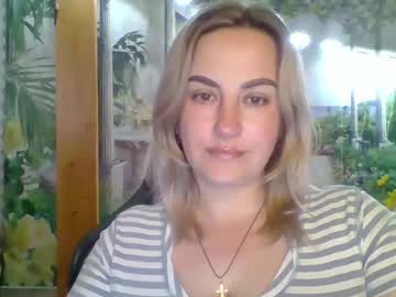 Crystalqueen888 Chaturbate stream image from April 01, 2026