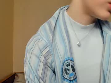 Lavernewendland Chaturbate stream image from April 01, 2026