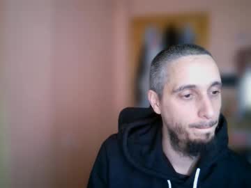 Lefrenchiies Chaturbate stream image from April 01, 2026