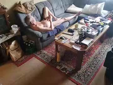 Michaskinny Chaturbate stream image from April 01, 2026
