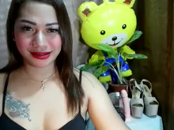 Enchantressjenieghxxx Chaturbate stream image from April 01, 2026
