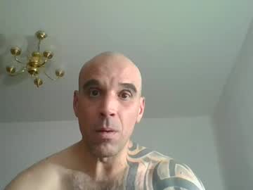 Lolotatto Chaturbate stream image from April 01, 2026