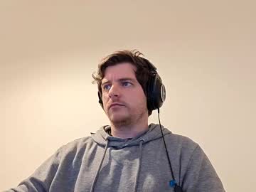 Atomicoliver Chaturbate stream image from April 01, 2026
