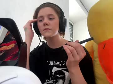 Ninalangenbach Chaturbate stream image from April 01, 2026