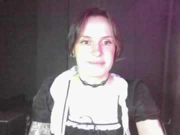 Shy_Miracle Chaturbate stream image from April 01, 2026