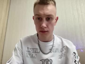 Travis_Gracile Chaturbate stream image from April 01, 2026