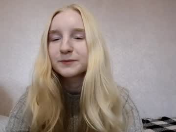 Glennabeem Chaturbate stream image from April 01, 2026