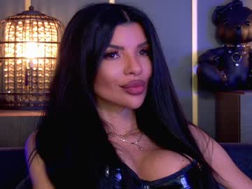 Mistresselenia Chaturbate stream image from April 01, 2026
