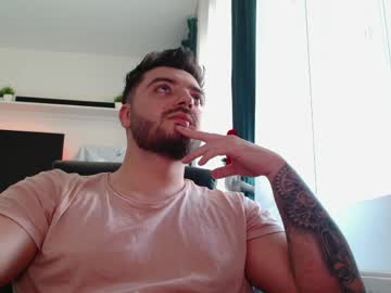 Stoulmeu Chaturbate stream image from April 01, 2026