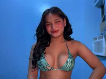 Sweet_Scarllet12 Chaturbate stream image from April 01, 2026