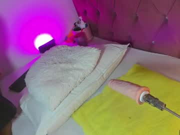 Kylie_Sttel Chaturbate stream image from April 01, 2026