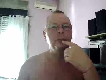 Pol22010 Chaturbate stream image from April 01, 2026