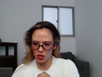 Anniecervantez Chaturbate stream image from April 01, 2026