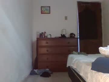 Darkudoo1 Chaturbate stream image from April 01, 2026