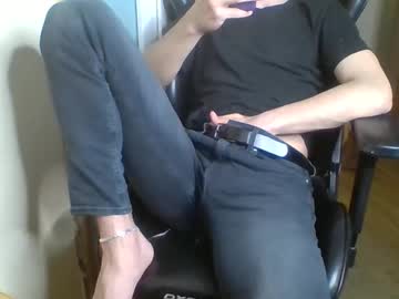 Gloriouslust Chaturbate stream image from April 01, 2026