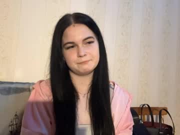 Kelligosda Chaturbate stream image from April 01, 2026